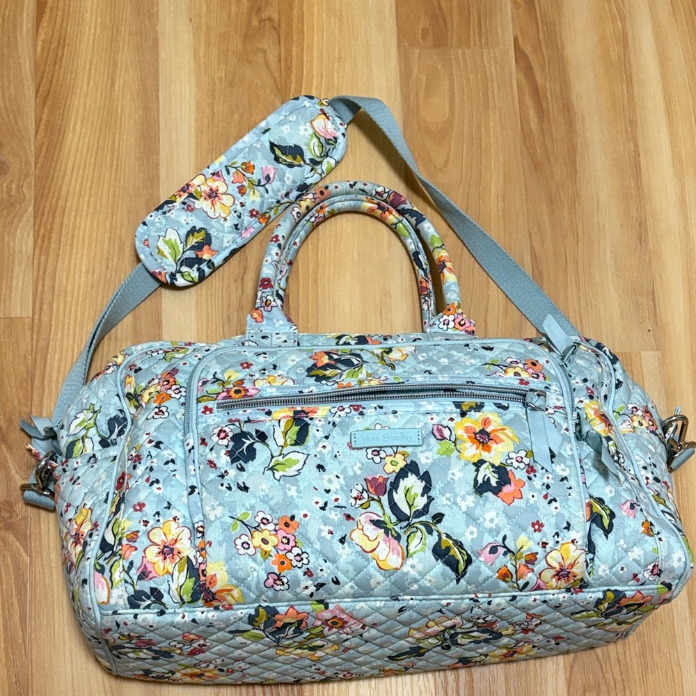 Vera Bradley Floral Quilted Women's travel Bag